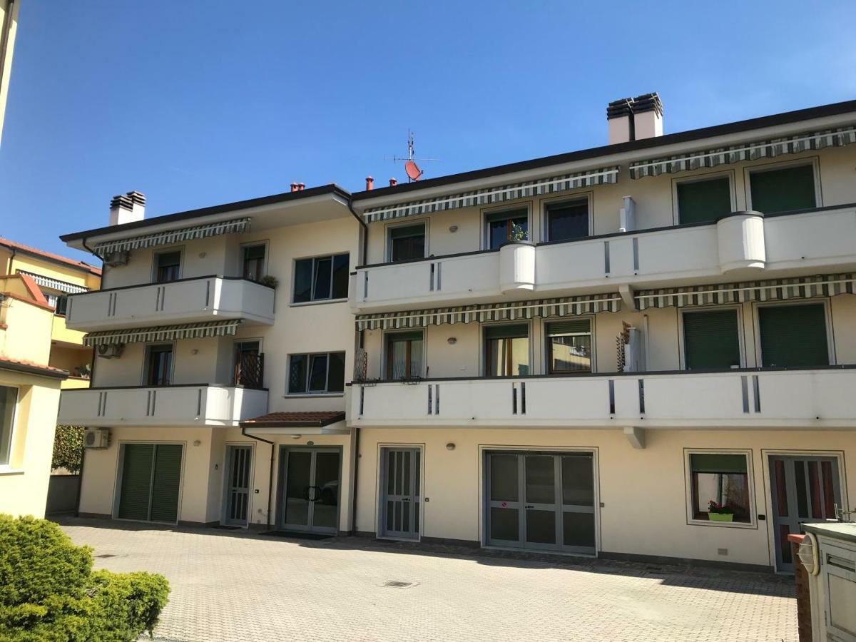 Fuori Porta Nuova Appartement Sarzana Buitenkant foto